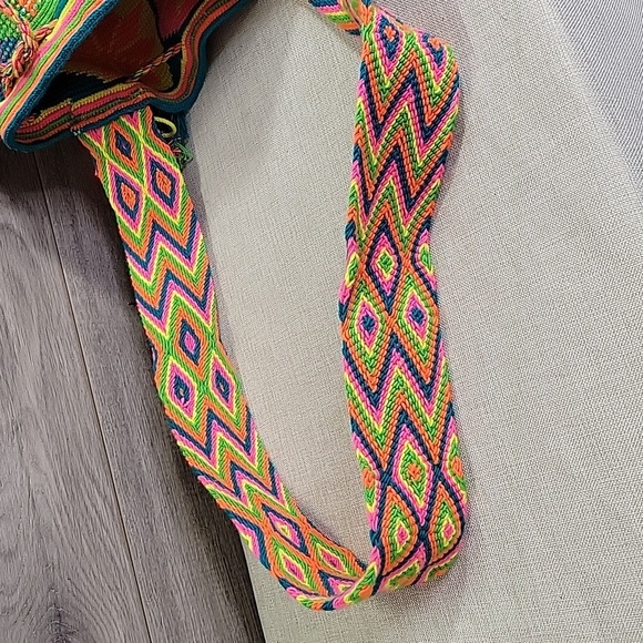 Wayuu Handmade Neon Rhinestone Drawstring Tote Shoulder Bag Purse Handbag - Picture 7 of 13